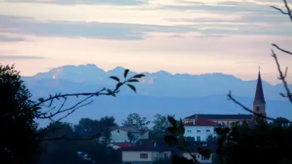 Carport Solaire 31 Installateur carport solaire Saint-Jean-Lherm